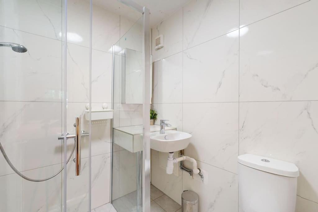 לונדון 185 Lanark Properties מראה חיצוני תמונה